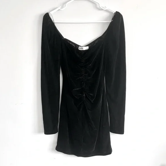 blue dress for baby girl Plus Size Black Velvet Puff Sleeve Ruched Midi Dress – Fashion//SZN main image 1